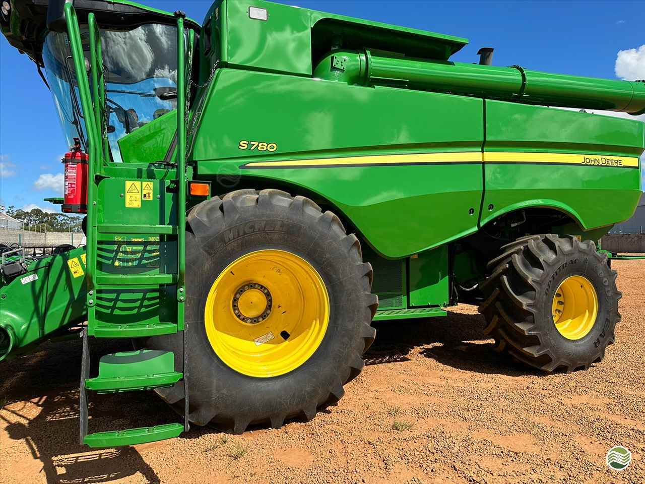 COLHEITADEIRA JOHN DEERE JOHN DEERE S780 GPS Máquinas CAMPO VERDE MATO GROSSO MT